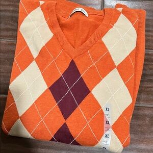 Old Navy Orange and Cream Argyle V-Neck Sweater